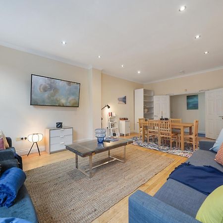 The Chic Townhouse In Kings Cross!!! 3 Floors Lägenhet London Exteriör bild