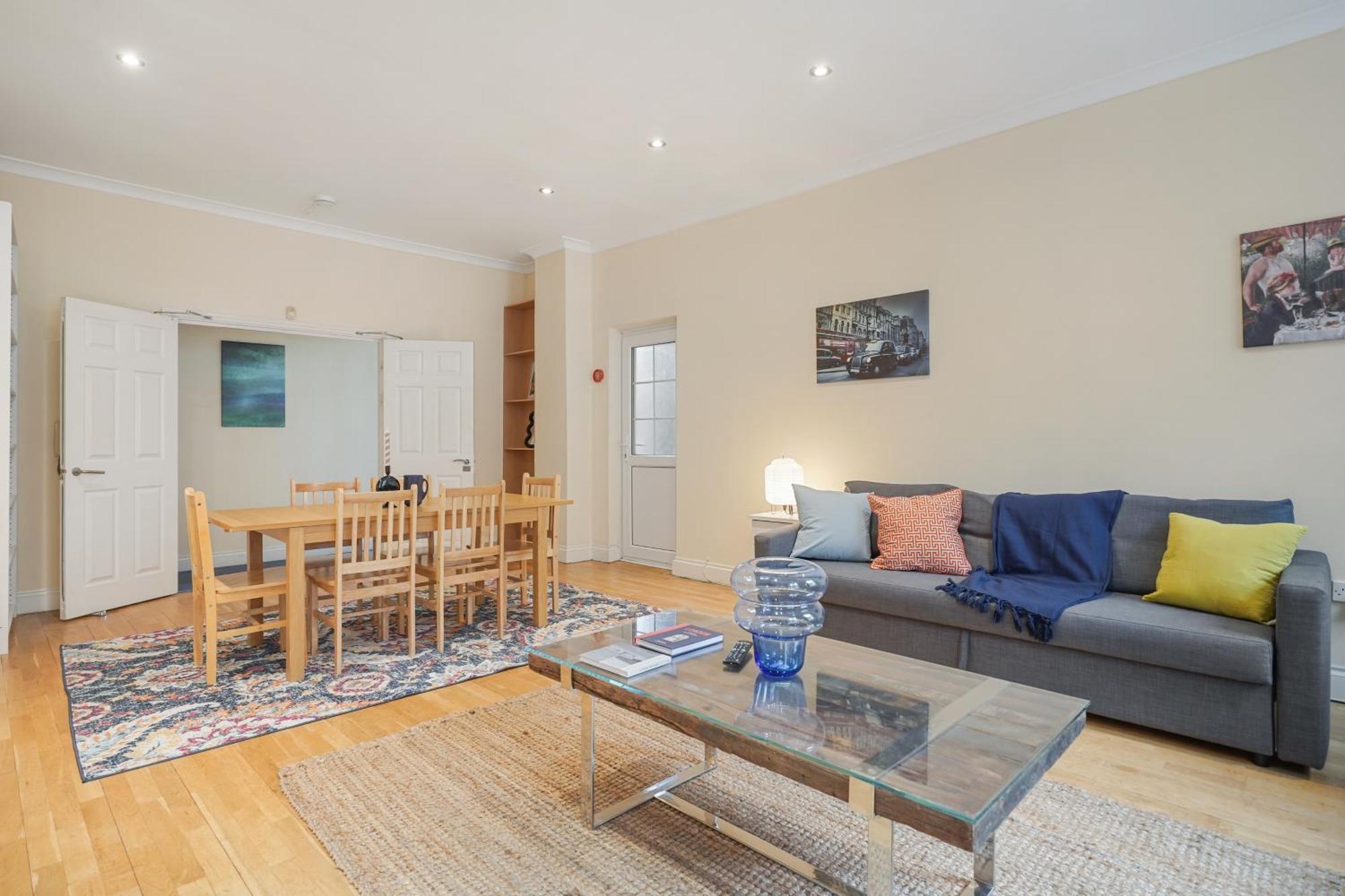 The Chic Townhouse In Kings Cross!!! 3 Floors Lägenhet London Exteriör bild