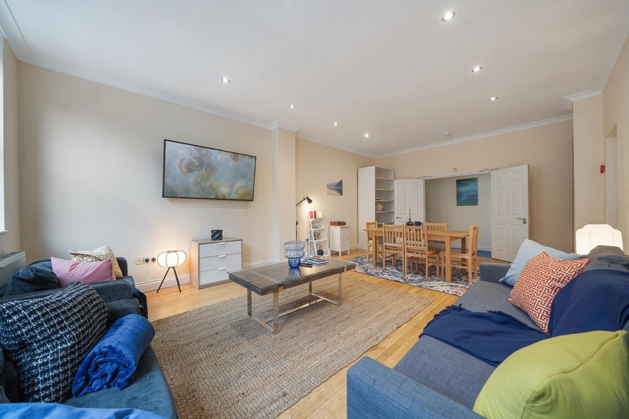 The Chic Townhouse In Kings Cross!!! 3 Floors Lägenhet London Exteriör bild
