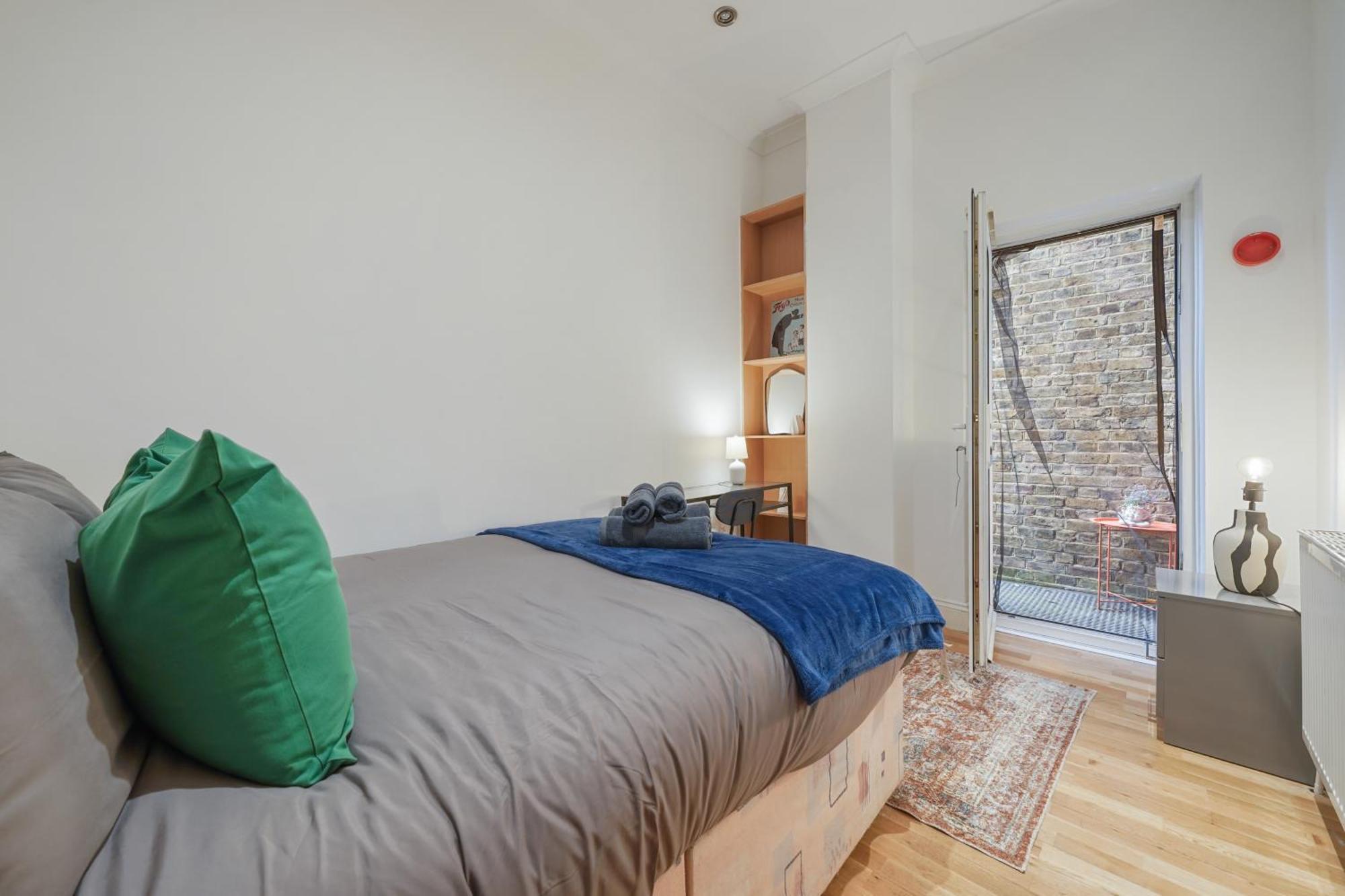 The Chic Townhouse In Kings Cross!!! 3 Floors Lägenhet London Exteriör bild