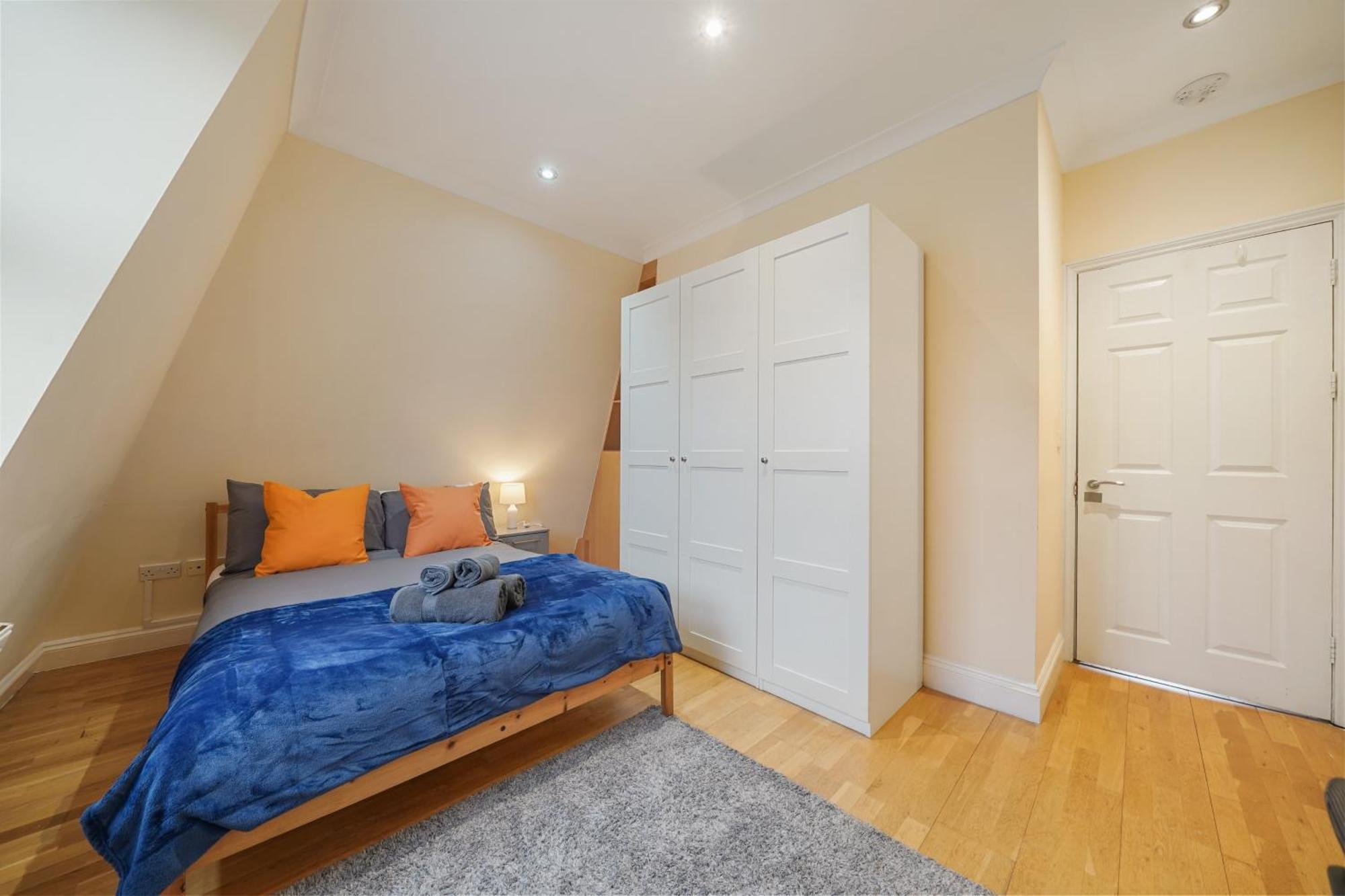 The Chic Townhouse In Kings Cross!!! 3 Floors Lägenhet London Exteriör bild